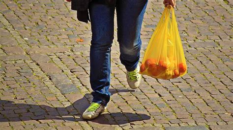 A­v­u­s­t­u­r­y­a­­d­a­ ­p­l­a­s­t­i­k­ ­p­o­ş­e­t­ ­k­u­l­l­a­n­ı­m­ı­ ­y­a­s­a­k­l­a­n­a­c­a­k­
